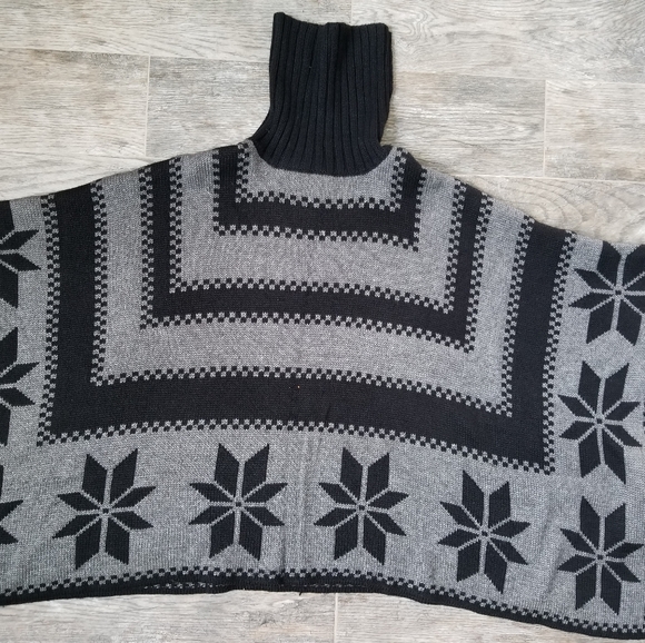 525 America Nordic Fair Isle Wool Cashmere Luxury Poncho Sweater Wrap Oversize - Picture 1 of 5